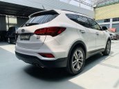 Cần bán Hyundai Santa Fe sản xuất 2018, màu trắng, 950tr