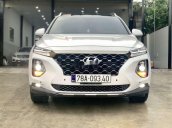 Cần bán lại xe Hyundai Santa Fe đời 2020, màu trắng như mới