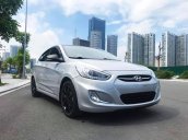 Cần bán lại xe Hyundai Accent sản xuất năm 2015, màu bạc, giá chỉ 355 triệu