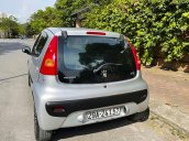 Cần bán gấp Peugeot 107 1.0 AT sản xuất 2010, màu bạc, xe nhập 