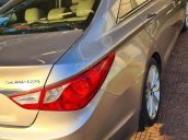 Bán Hyundai Sonata năm sản xuất 2012, màu bạc, nhập khẩu nguyên chiếc còn mới