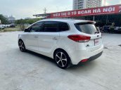 Bán Kia Rondo GAT đời 2016, màu trắng chính chủ