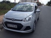 Cần bán gấp Hyundai Grand i10 đời 2015, màu bạc, nhập khẩu 