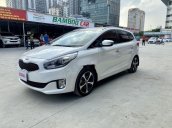 Bán Kia Rondo GAT đời 2016, màu trắng chính chủ