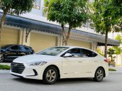 Bán Hyundai Elantra MT đời 2018, màu trắng