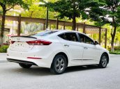 Bán Hyundai Elantra MT đời 2018, màu trắng