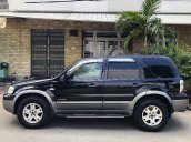 Cần bán xe Ford Escape sản xuất năm 2004, màu đen còn mới giá cạnh tranh