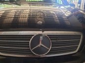 Cần bán xe Mercedes C200 sản xuất năm 2002, màu đen, xe nhập