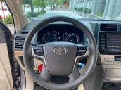Cần bán Toyota Prado năm sản xuất 2020, màu xám, xe nhập còn mới