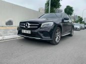 Cần bán gấp Mercedes GLC 300 sản xuất năm 2016, màu đen