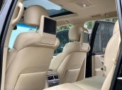 Xe Lexus LX 570 năm sản xuất 2012, màu đen, nhập khẩu còn mới