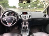 Cần bán gấp Ford Fiesta 1.6 AT đời 2011, màu bạc xe gia đình