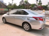 Cần bán Toyota Vios đời 2015, màu bạc số sàn