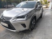 Bán gấp Lexus NX300 màu xám sx 2018, chính 1 chủ biển TP