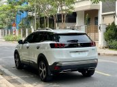 Bán Peugeot 3008 sản xuất năm 2019, màu trắng, giá chỉ 945 triệu