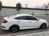 Bán Honda Civic đời 2019, màu trắng, giá chỉ 748 triệu