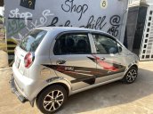 Cần bán lại xe Chevrolet Spark năm sản xuất 2010 xe gia đình giá cạnh tranh