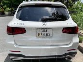 Cần bán gấp Mercedes GLC 300 sản xuất 2020, màu trắng