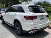 Cần bán gấp Mercedes GLC 300 sản xuất 2020, màu trắng