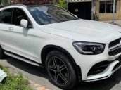 Cần bán gấp Mercedes GLC 300 sản xuất 2020, màu trắng