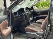 Bán Toyota Fortuner MT sản xuất năm 2017, màu đen, giá tốt