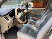 Cần bán lại xe Toyota Innova 2009, màu bạc còn mới, giá 258tr