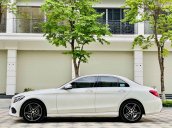 Bán Mercedes C300 AMG sx và đk 2016, màu trắng