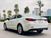 Cần bán Mazda 6 năm sản xuất 2016, màu trắng như mới, giá 615tr