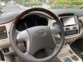 Bán xe Innova V số tự động 2014