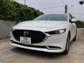 Cần bán xe Mazda 3 sản xuất 2021, màu trắng còn mới, 728tr