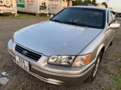 Bán Toyota Camry sản xuất năm 2001, màu xám, nhập khẩu, giá tốt