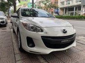 Cần bán gấp Mazda 3 sản xuất năm 2013, màu trắng  