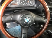 Cần bán BMW 320i năm sản xuất 1994, xe chính chủ đầu đủ giấy tờ, giá 89tr