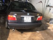 Cần bán BMW 320i năm sản xuất 1994, xe chính chủ đầu đủ giấy tờ, giá 89tr