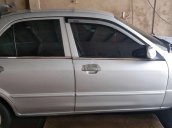 Cần bán xe Mazda 323 đời 2001, màu bạc, xe nhập