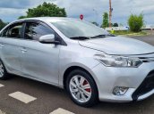 Cần bán Toyota Vios năm 2015, màu bạc, xe nhập 