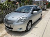 Bán Toyota Vios 2010, màu bạc còn mới, 330 triệu