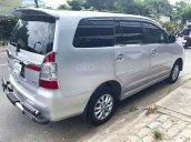 Bán ô tô Toyota Innova 2.0E đời 2013, màu bạc số sàn