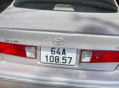 Cần bán gấp Toyota Camry GLi 2.2 đời 2001, màu trắng xe gia đình, giá chỉ 203 triệu