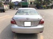 Cần bán xe Toyota Vios 1.5E sản xuất 2011, màu bạc, 290tr