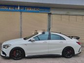 Bán Mercedes CLA45 sản xuất năm 2017, màu trắng, nhập khẩu