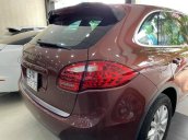 Cần bán Porsche Cayenne sản xuất 2012, xe nhập còn mới