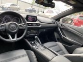Cần bán gấp Mazda 6 2.5L sản xuất năm 2019 còn mới
