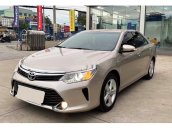 Cần bán Toyota Camry sản xuất năm 2016 giá cạnh tranh