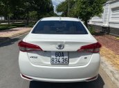 Bán Toyota Vios E sản xuất 2020, màu trắng xe gia đình