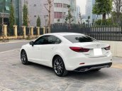 Cần bán gấp Mazda 6 2.5 sản xuất năm 2019, màu trắng  