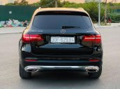 Cần bán Mercedes GLC 250 2018, màu đen, xe nhập
