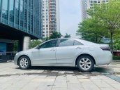 Cần bán lại xe Toyota Camry đời 2007, màu bạc, xe nhập chính chủ, giá 425tr