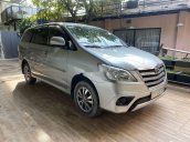 Cần bán Toyota Innova đời 2016, màu bạc số sàn, giá chỉ 449 triệu