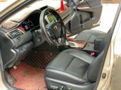 Bán xe Toyota Camry năm 2015 số tự động giá cạnh tranh